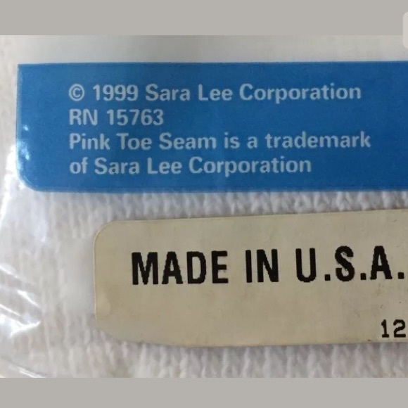 Hanes Her Way Women's White Crew Socks 6 Pair RARE - Picture 8 of 8